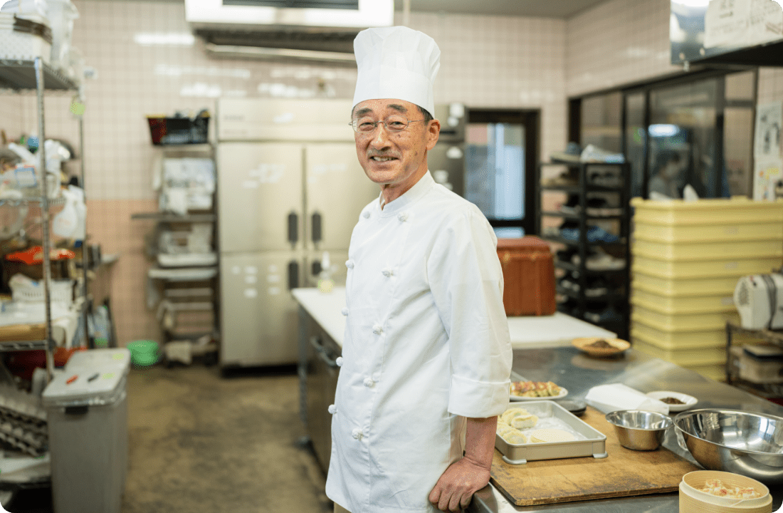 知る人とぞ知る料理人「小阪英幸」先生がメニュー開発。